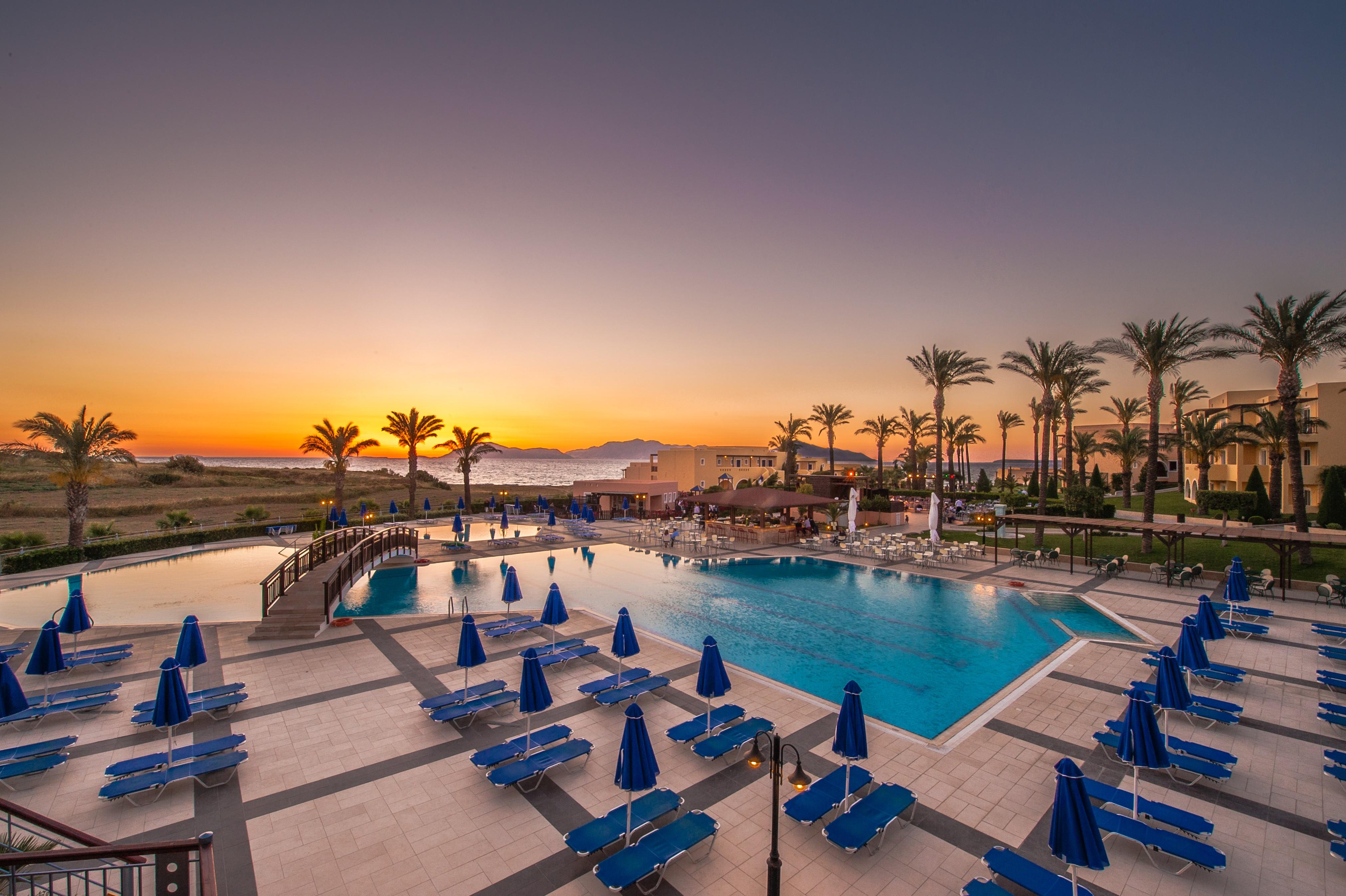 מסטיכרי Horizon Beach Resort מראה חיצוני תמונה
