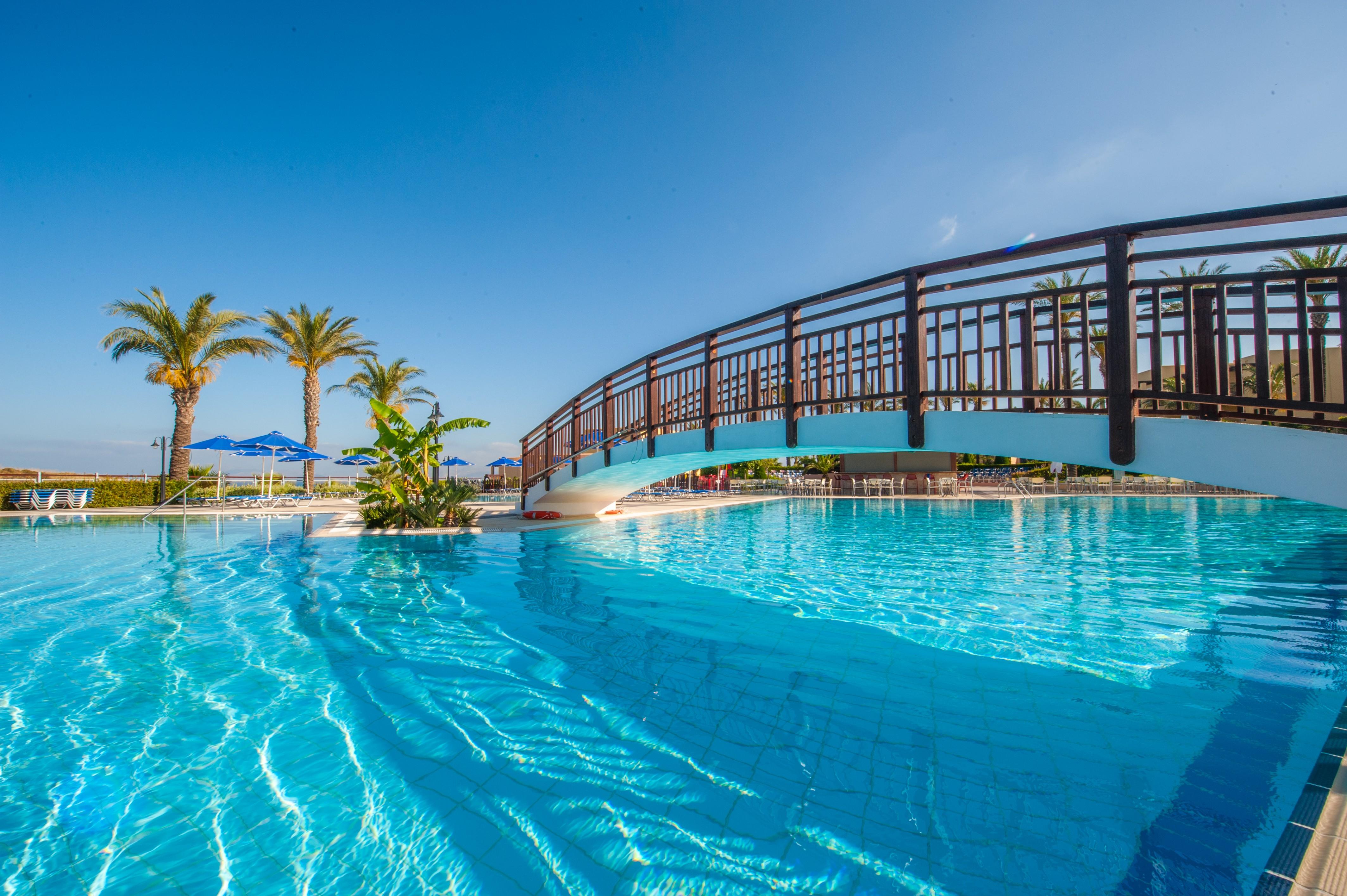 מסטיכרי Horizon Beach Resort מראה חיצוני תמונה