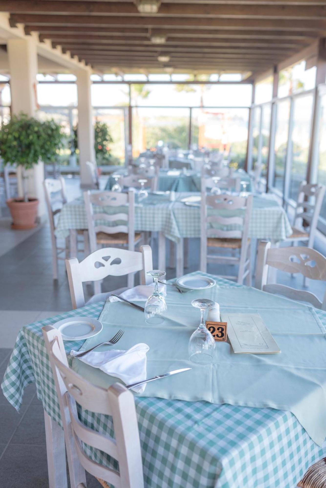 מסטיכרי Horizon Beach Resort מראה חיצוני תמונה